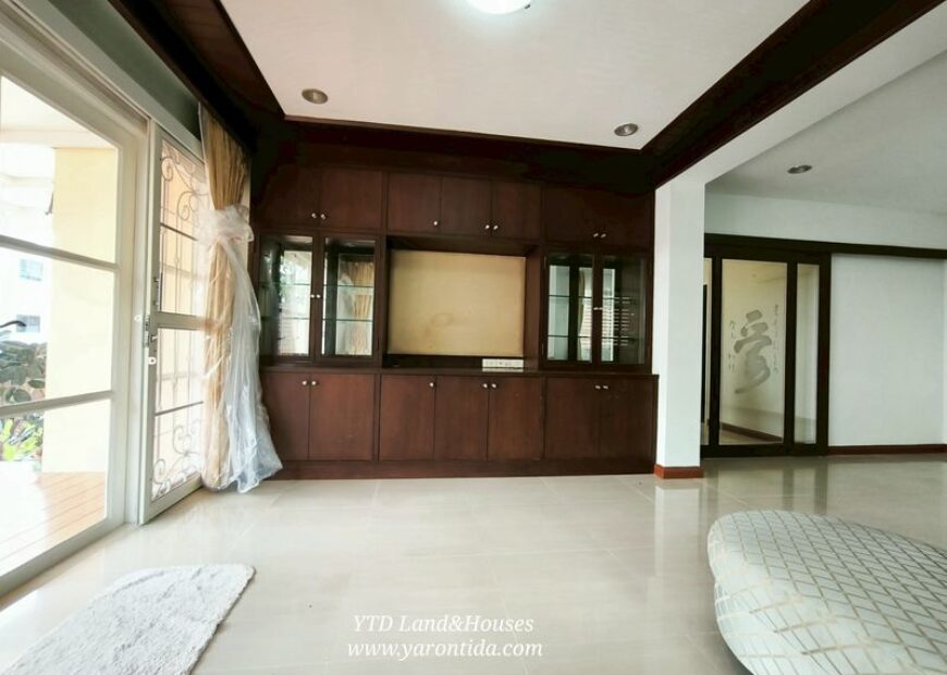 ขาย / ให้เช่า !!! บ้านเดี่ยว 2 ชั้น ใกล้สวนหลวง ร.9 โครงการ อิมพีเรียล พาร์ค