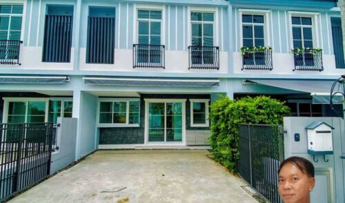 Townhome for rent near Mega Bangna , Greatest location in this area. Amazing decoration . Indy 2 Bangna-Ramkhamhaeng 2