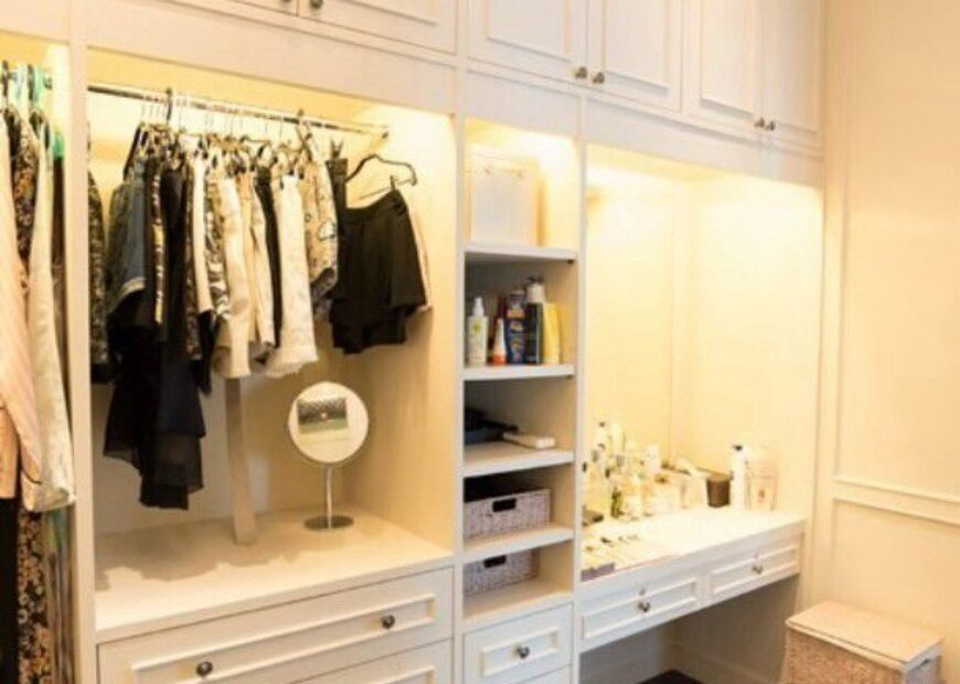 ขาย/ให้เช่า บ้านหรู นาราสิริ บางนา