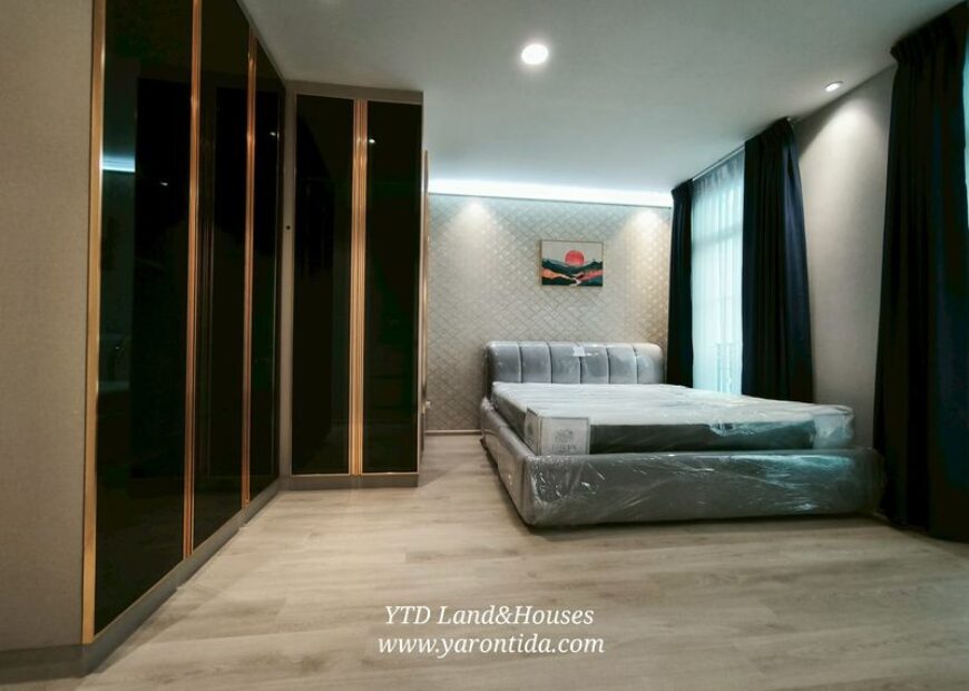 ให้เช่า ทาวน์โฮม 2 ชั้น ใกล้เมกา บางนา ทำเลดีที่สุดในย่านนี้ โครงการ Indy บางนา-รามคำแหง 2 บ้าน
