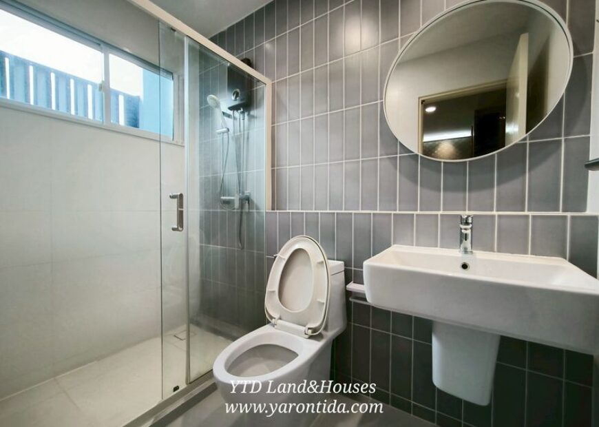 ให้เช่า ทาวน์โฮม 2 ชั้น ใกล้เมกา บางนา ทำเลดีที่สุดในย่านนี้ โครงการ Indy บางนา-รามคำแหง 2 บ้าน