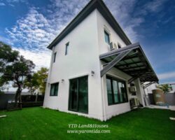 ให้เช่า บ้านแฝด สไตล์บ้านเดี่ยว 2 ชั้น ในโครงการ แกรนด์ พลีโน สุขุมวิท-บางนา