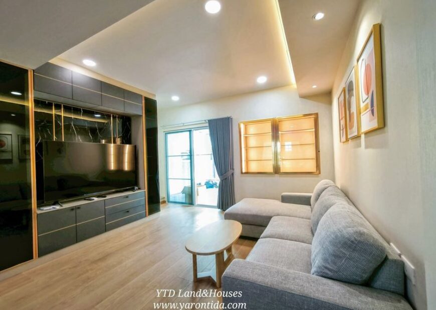 ให้เช่า ทาวน์โฮม 2 ชั้น ใกล้เมกา บางนา ทำเลดีที่สุดในย่านนี้ โครงการ Indy บางนา-รามคำแหง 2 บ้าน