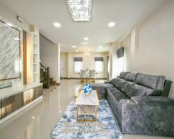 ขาย บ้านแฝด สไตล์บ้านเดี่ยว 2 ชั้น ในโครงการบ้านบุรีรมย์ เทพารักษ์