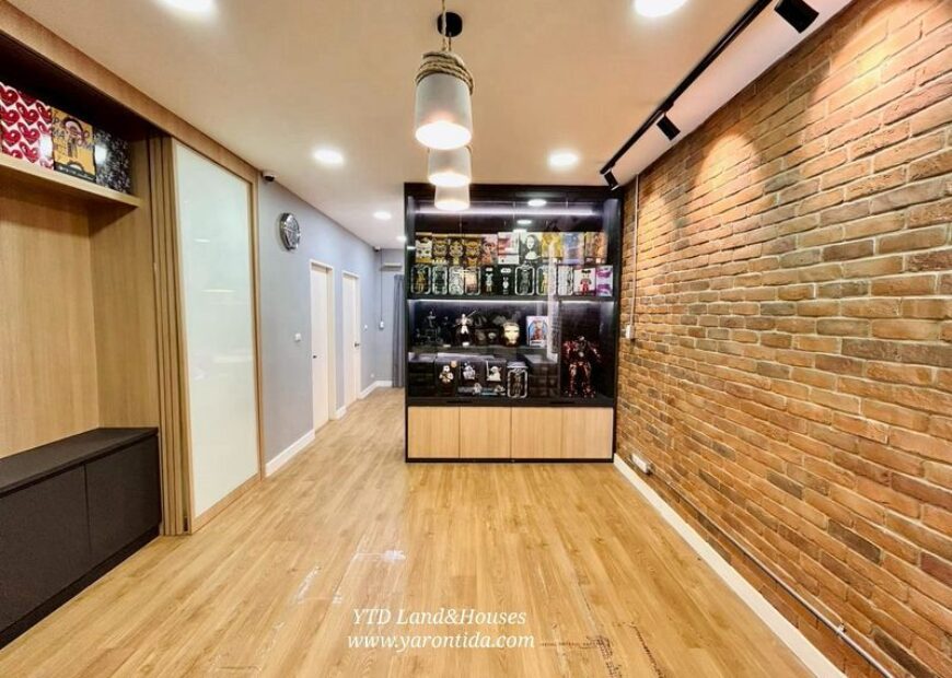 ขาย ทาวน์โฮม 3 ชั้น โครงการบ้านกลางเมือง สวนหลวง อยู่ใกล้สวนหลวง ร.9