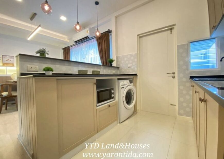 Townhome for rent near Mega Bangna , Greatest location in this area. Amazing decoration . Indy 2 Bangna-Ramkhamhaeng 2