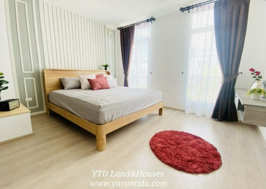 Townhome for rent near Mega Bangna , Greatest location in this area. Amazing decoration . Indy 2 Bangna-Ramkhamhaeng 2