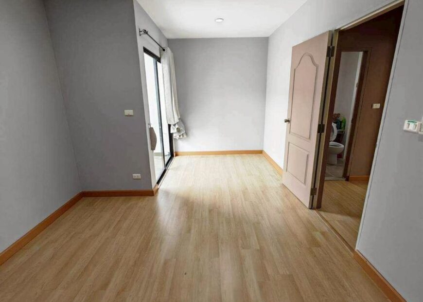 ขายทาวน์เฮ้าส์ 3 ชั้น โครงการไอฟีล บางนา