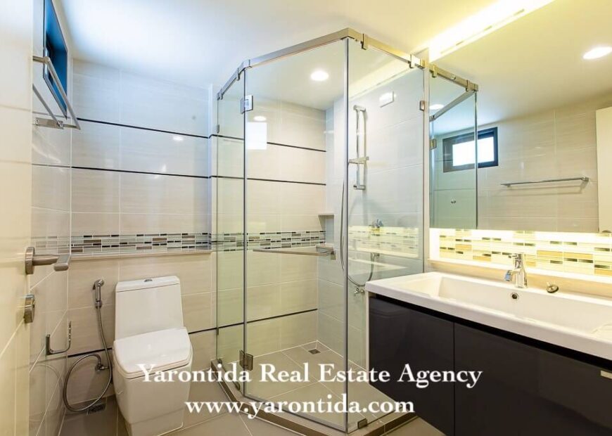 For rent Luxury house Settasiri Pattanakan