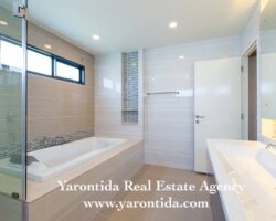 For rent Luxury house Settasiri Pattanakan