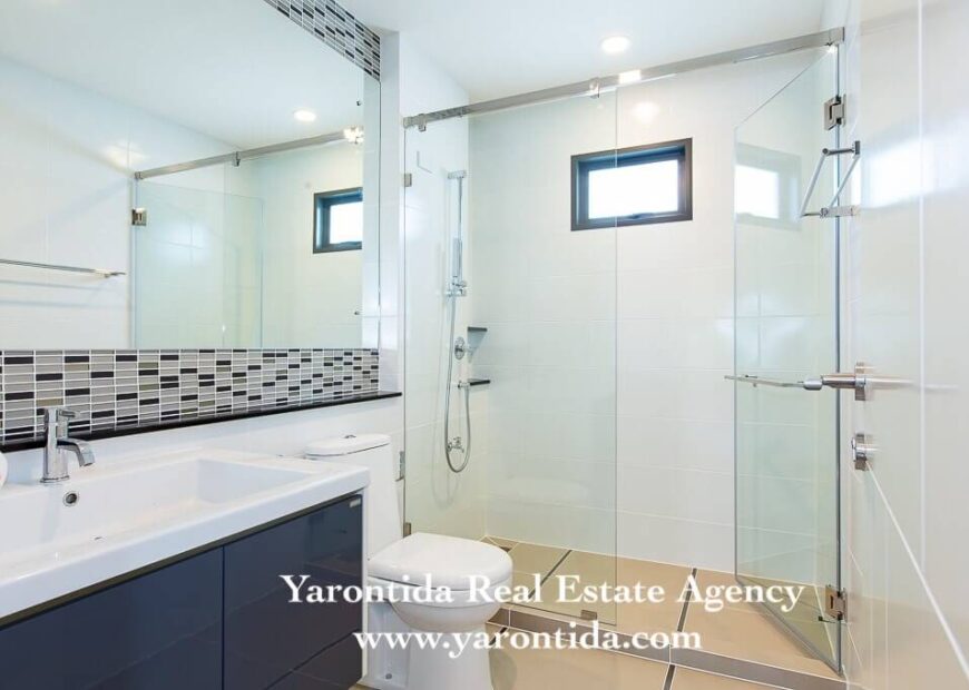 For rent Luxury house Settasiri Pattanakan