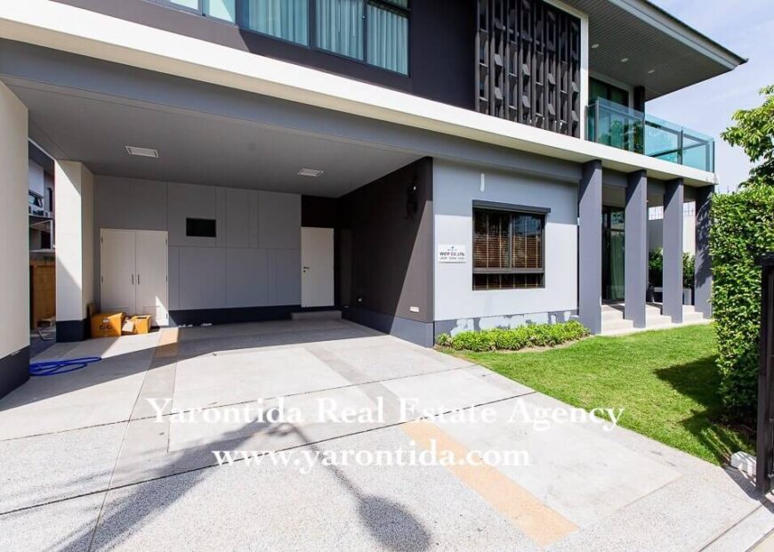 For rent Luxury house Settasiri Pattanakan