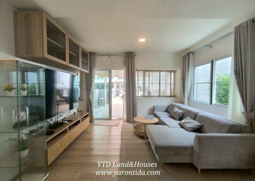 ให้เช่า ทาวน์โฮม 2 ชั้น ใกล้เมกา บางนา ทำเลดีที่สุดในย่านนี้ โครงการ Indy 2 บางนา-รามคำแหง 2 บ้านแปลงมุม