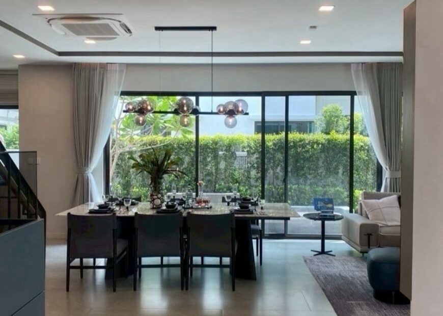 ให้เช่าบ้าน มัณฑนา บางนา กม.15 ใกล้สวน บ้านทิศใต้  (เฟอร์นิเจอร์ครบชุด)