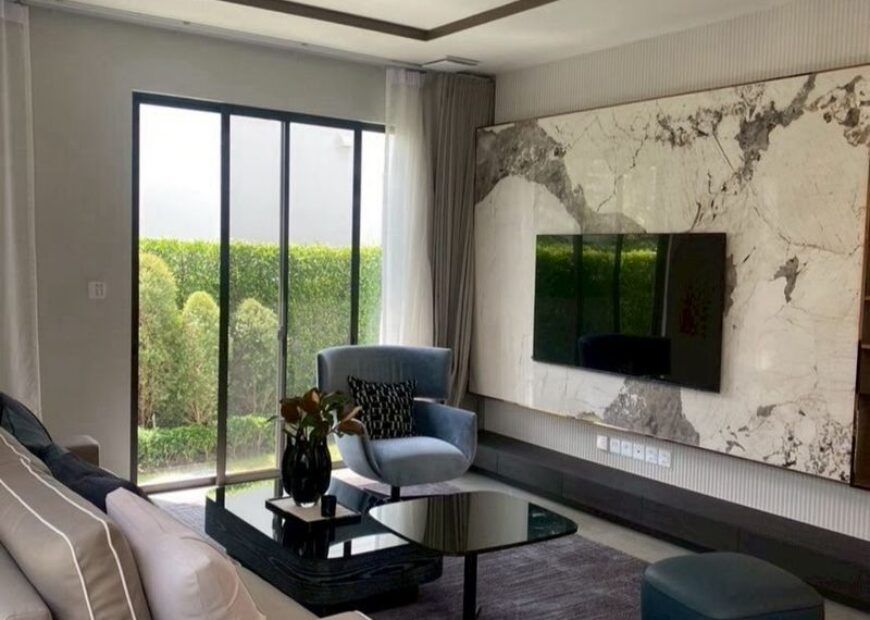 ให้เช่าบ้าน มัณฑนา บางนา กม.15 ใกล้สวน บ้านทิศใต้  (เฟอร์นิเจอร์ครบชุด)