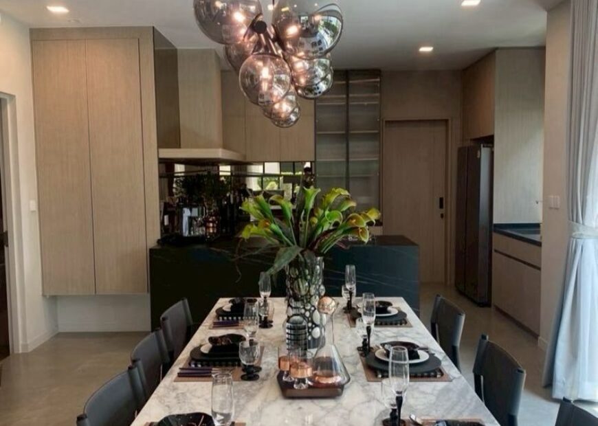 ให้เช่าบ้าน มัณฑนา บางนา กม.15 ใกล้สวน บ้านทิศใต้  (เฟอร์นิเจอร์ครบชุด)