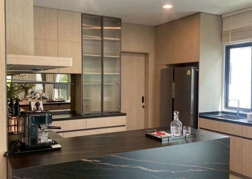 ให้เช่าบ้าน มัณฑนา บางนา กม.15 ใกล้สวน บ้านทิศใต้  (เฟอร์นิเจอร์ครบชุด)