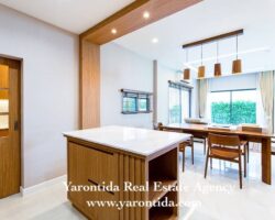 For rent Luxury house Settasiri Pattanakan