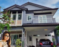 House for rent at Mantana 3 Onnut-Wongwhaen Newly renovated. (Fully furnisheded)
