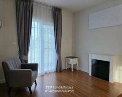 House for rent at Mantana 3 Onnut-Wongwhaen Newly renovated. (Fully furnisheded)