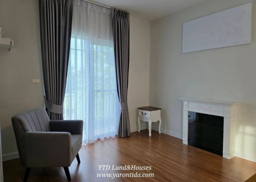 House for rent at Mantana 3 Onnut-Wongwhaen Newly renovated. (Fully furnisheded)