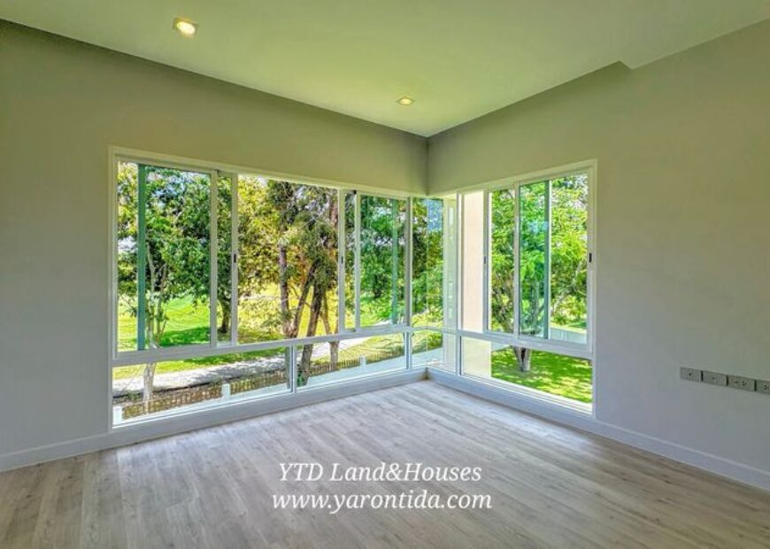 ขายบ้าน ในสนามกอล์ฟ บูรพากอล์ฟแอนด์รีสอร์ท ศรีราชา ชลบุรี BURA VISTA