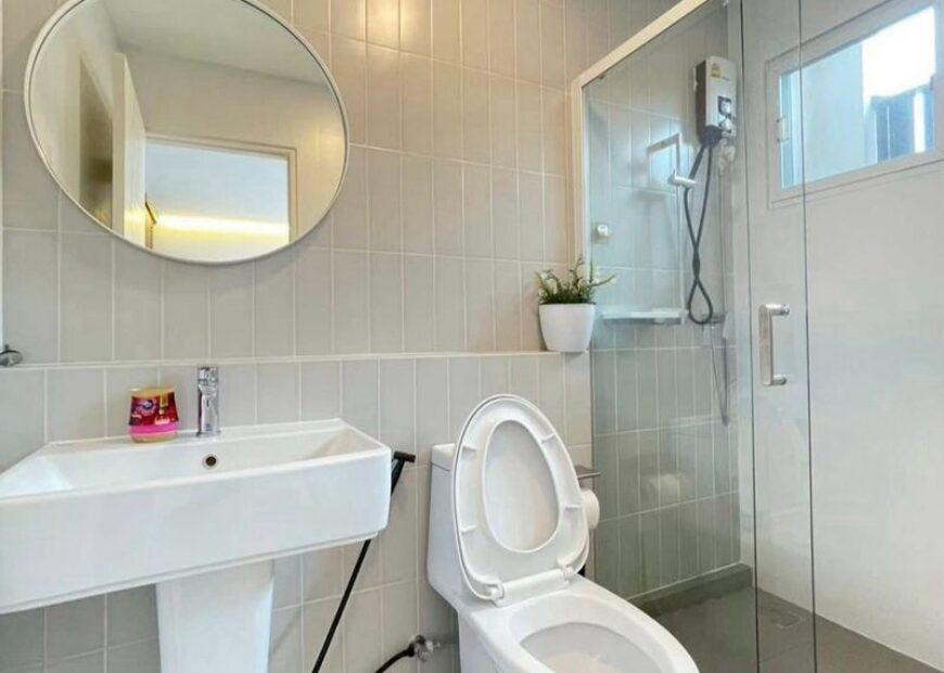 ขาย / ให้เช่า ทาวน์โฮม 2 ชั้น ใกล้เมกา บางนา ทำเลดีที่สุดในย่านนี้ โครงการ Indy บางนา-รามคำแหง 2