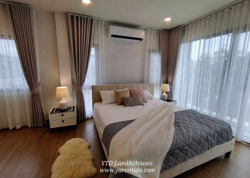 ให้เช่าบ้านเดี่ยว โครงการ Centro บางนา L Size ติดเมกะ-บางนา  (เฟอร์นิเจอร์ครบ)