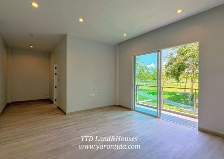 ขายบ้าน ในสนามกอล์ฟ บูรพากอล์ฟแอนด์รีสอร์ท ศรีราชา ชลบุรี BURA VISTA