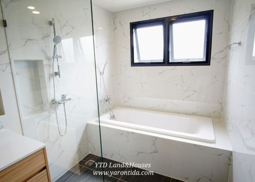 ให้เช่าบ้านเดี่ยว โครงการ Centro บางนา L Size ติดเมกะ-บางนา  (เฟอร์นิเจอร์ครบ)