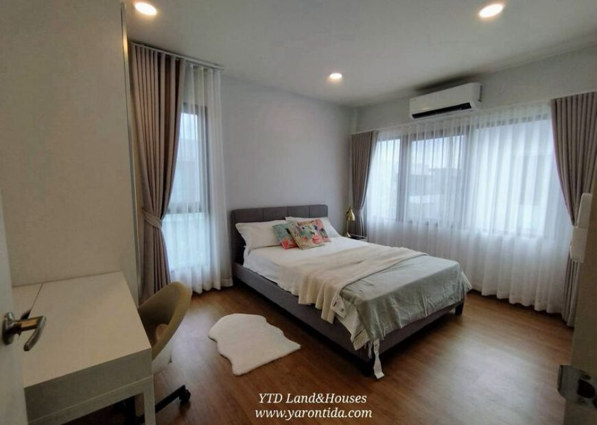 ให้เช่าบ้านเดี่ยว โครงการ Centro บางนา L Size ติดเมกะ-บางนา  (เฟอร์นิเจอร์ครบ)