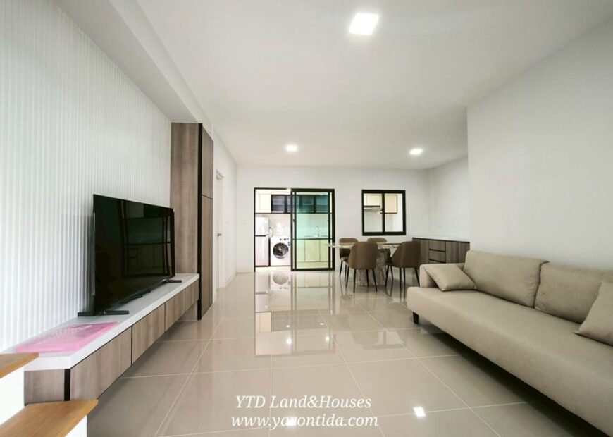 ให้เช่า ทาวน์โฮม 2 ชั้น ในโครงการ พลีโน สุขุมวิท-บางนา 3
