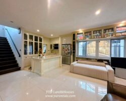 ขายด่วน บ้านหรู นันท์วัน บางนา กม7 ต่อเติม ตกแต่ง ขยายพื้นที่ใช้สอยเยอะมากๆ มีห้องพักผ่อนหลายมุม