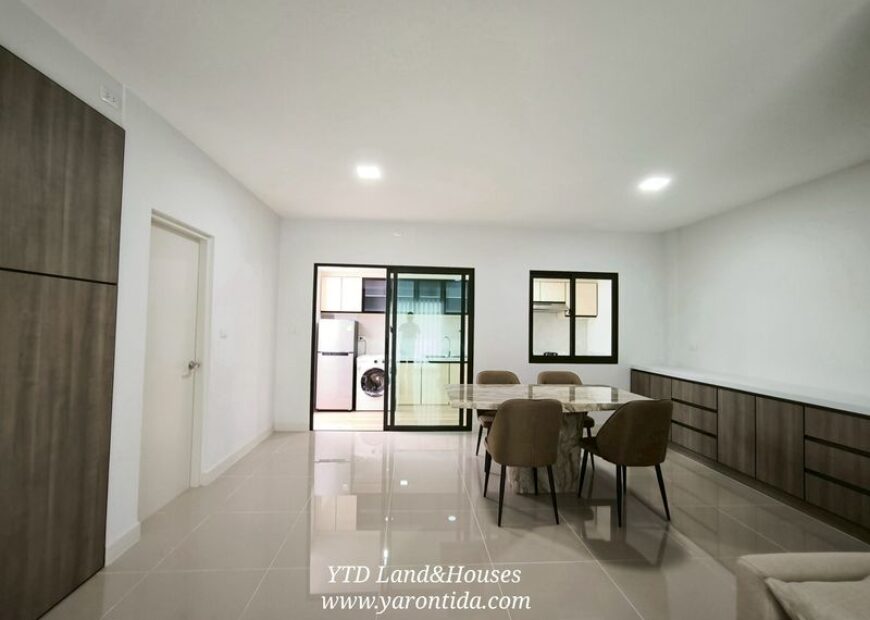 ให้เช่า ทาวน์โฮม 2 ชั้น ในโครงการ พลีโน สุขุมวิท-บางนา 3