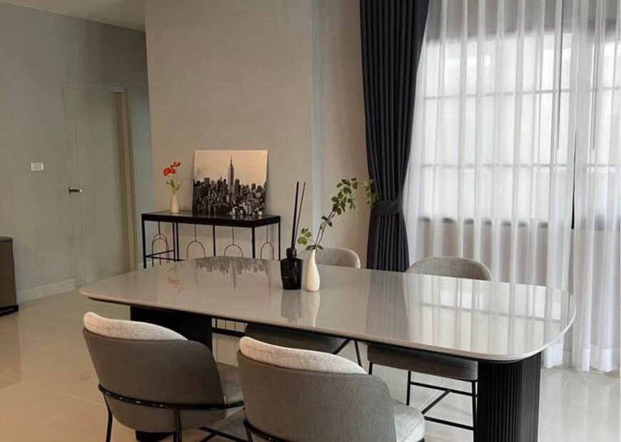 ให้เช่าบ้านเดี่ยว โครงการ Centro บางนา บ้านเดี่ยวดีไซน์ใหม่ติดเมกะ-บางนา  (เฟอร์นิเจอร์ครบ)