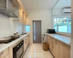 ขาย / ให้เช่า ทาวน์โฮม 2 ชั้น ใกล้เมกา บางนา ทำเลดีที่สุดในย่านนี้ โครงการ Indy บางนา-รามคำแหง 2