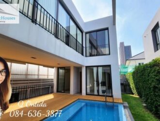 House for rent with a private pool, Quad 38 Private Resident – Great location