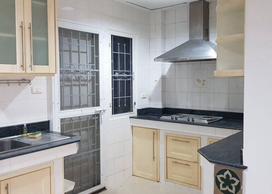 ขาย ทาวน์โฮม 3.5 ชั้น (ตกแต่งใหม่) ภายในซอยบางมดแลนด์ หมู่บ้านยิ่งรวยนิเวศน์ ถนนประชาชื่น (ถนนเลียบคลองประปา)