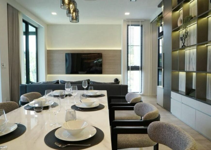 ขาย/ให้เช่า บ้านหรู วีเว่ กรุงเทพกรีฑา VIVE Krungthep Kreetha แปลงหัวมุม, บ้านเดี่ยว 3 ชั้น พร้อมลิฟต์ส่วนตัว