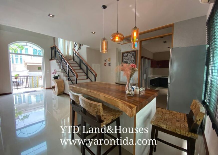 ให้เช่า คาซ่า แกรนด์ อ่อนนุช วงแหวน บ้านสวย สภาพดี โครงการเดินทางสะดวก