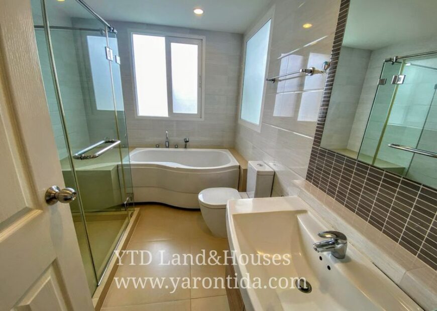 ให้เช่า คาซ่า แกรนด์ อ่อนนุช วงแหวน บ้านสวย สภาพดี โครงการเดินทางสะดวก