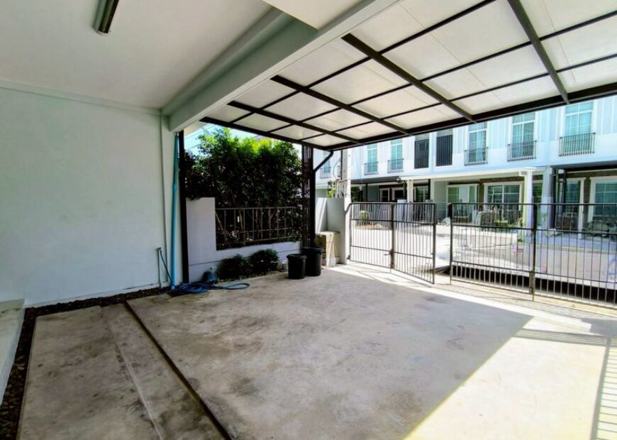 ขาย ทาวน์โฮม 2 ชั้น ใกล้เมกา บางนา ทำเลดีที่สุดในย่านนี้ โครงการ Indy 2 บางนา-รามคำแหง 2