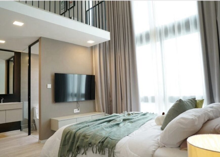 ขาย/ให้เช่า บ้านหรู วีเว่ กรุงเทพกรีฑา VIVE Krungthep Kreetha แปลงหัวมุม, บ้านเดี่ยว 3 ชั้น พร้อมลิฟต์ส่วนตัว