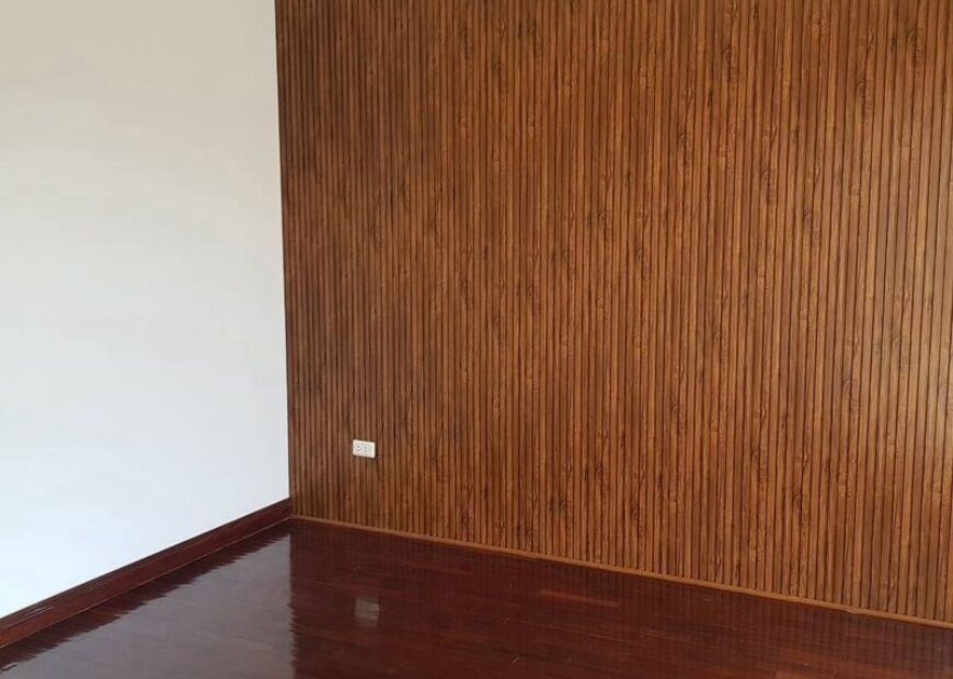 ขาย ทาวน์โฮม 3.5 ชั้น (ตกแต่งใหม่) ภายในซอยบางมดแลนด์ หมู่บ้านยิ่งรวยนิเวศน์ ถนนประชาชื่น (ถนนเลียบคลองประปา)