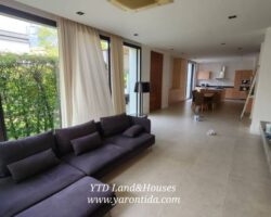 House for rent with a private pool, Quad 38 Private Resident – Great location