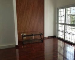 ขาย ทาวน์โฮม 3.5 ชั้น (ตกแต่งใหม่) ภายในซอยบางมดแลนด์ หมู่บ้านยิ่งรวยนิเวศน์ ถนนประชาชื่น (ถนนเลียบคลองประปา)