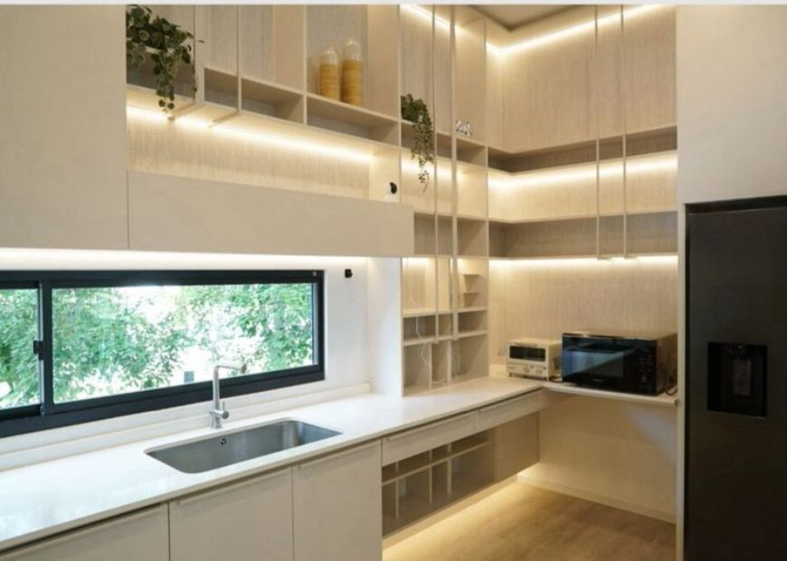 ขาย/ให้เช่า บ้านหรู วีเว่ กรุงเทพกรีฑา VIVE Krungthep Kreetha แปลงหัวมุม, บ้านเดี่ยว 3 ชั้น พร้อมลิฟต์ส่วนตัว