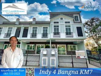 For rent 2-story townhome near Mega Bangna, only 500 meters, best location in the area, Indy 4 Bangna Km.7, in the front zone near Concordian International School. Corner house with mezzanine in the master bedroom, electric awning in front of the house, fully furnished, good location, can enter and exit both Soi Ratchawinit and the expressway road.