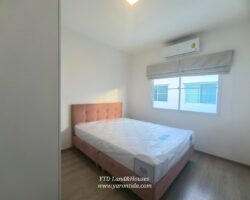 For rent 2-story townhome near Mega Bangna, best location in the area, Indy 2 Bangna-Ramkhamhaeng 2, the front of the house faces north, located on the main road, near the club, can park up to 4 cars, near both the club and the garden. The front has an electric awning. The back has a complete awning. Beautiful house. ready to move in.