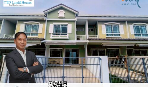 For rent 2-story townhome near Mega Bangna, best location in the area, Indy Km.7, the front of the house faces south. The house has been completely renovated, has an electric awning in the front, and the back is tiled. The house is beautiful and ready to move in.